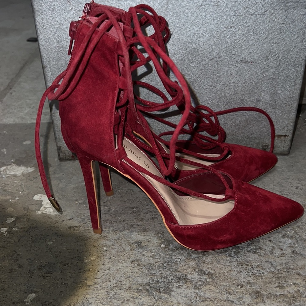 High heels - Picture 2 of 6